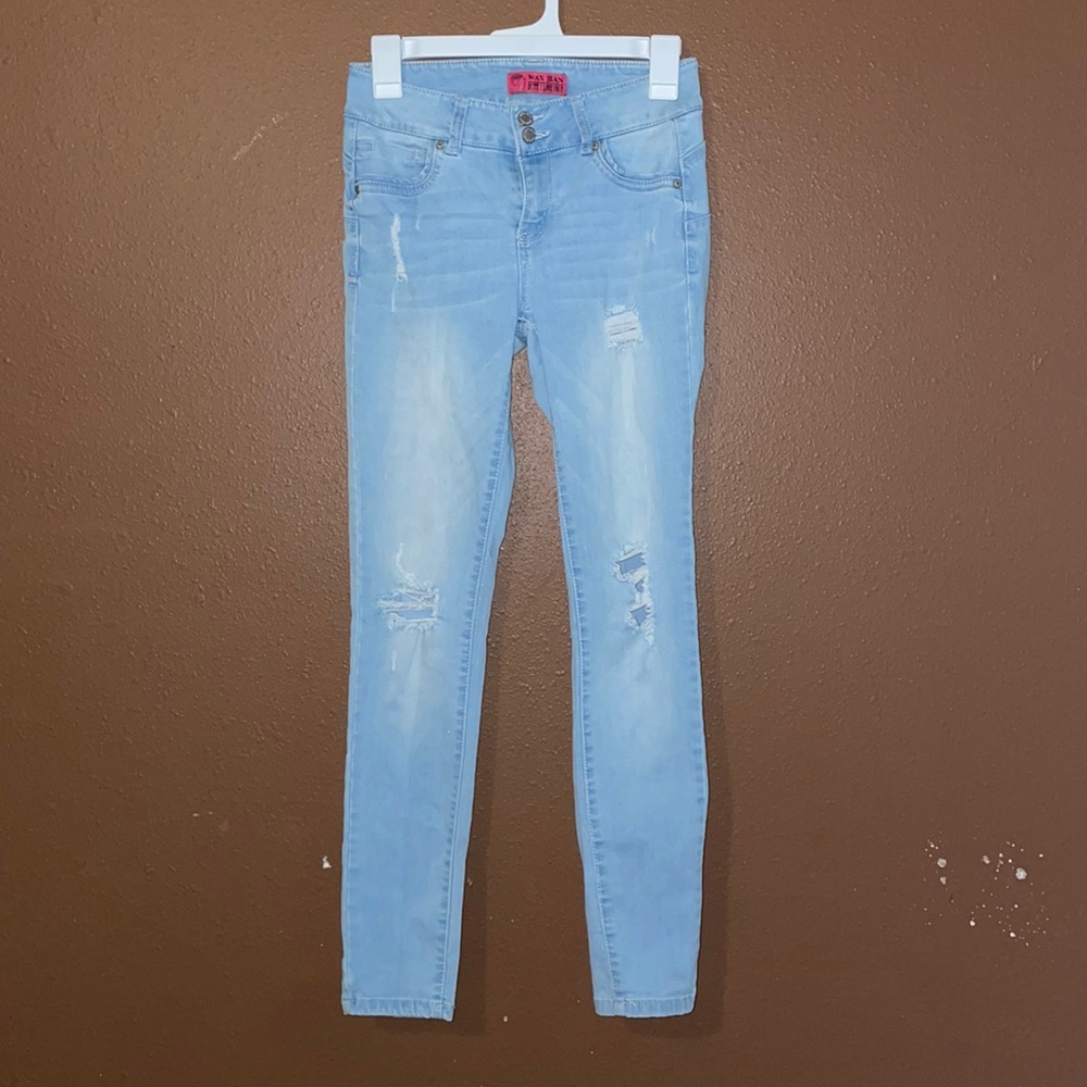 Booty Distressed tight skinny jeans size 5 or Small/Medium - Picture 1 of 13